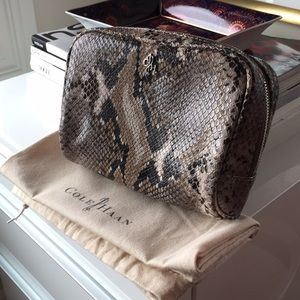NWOT COLE HAAN SNAKEPRINT COSMETIC CASE